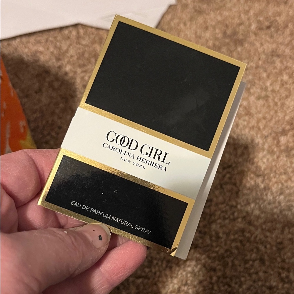 Carolina Herrera Good Girl Black and Gold Packaging